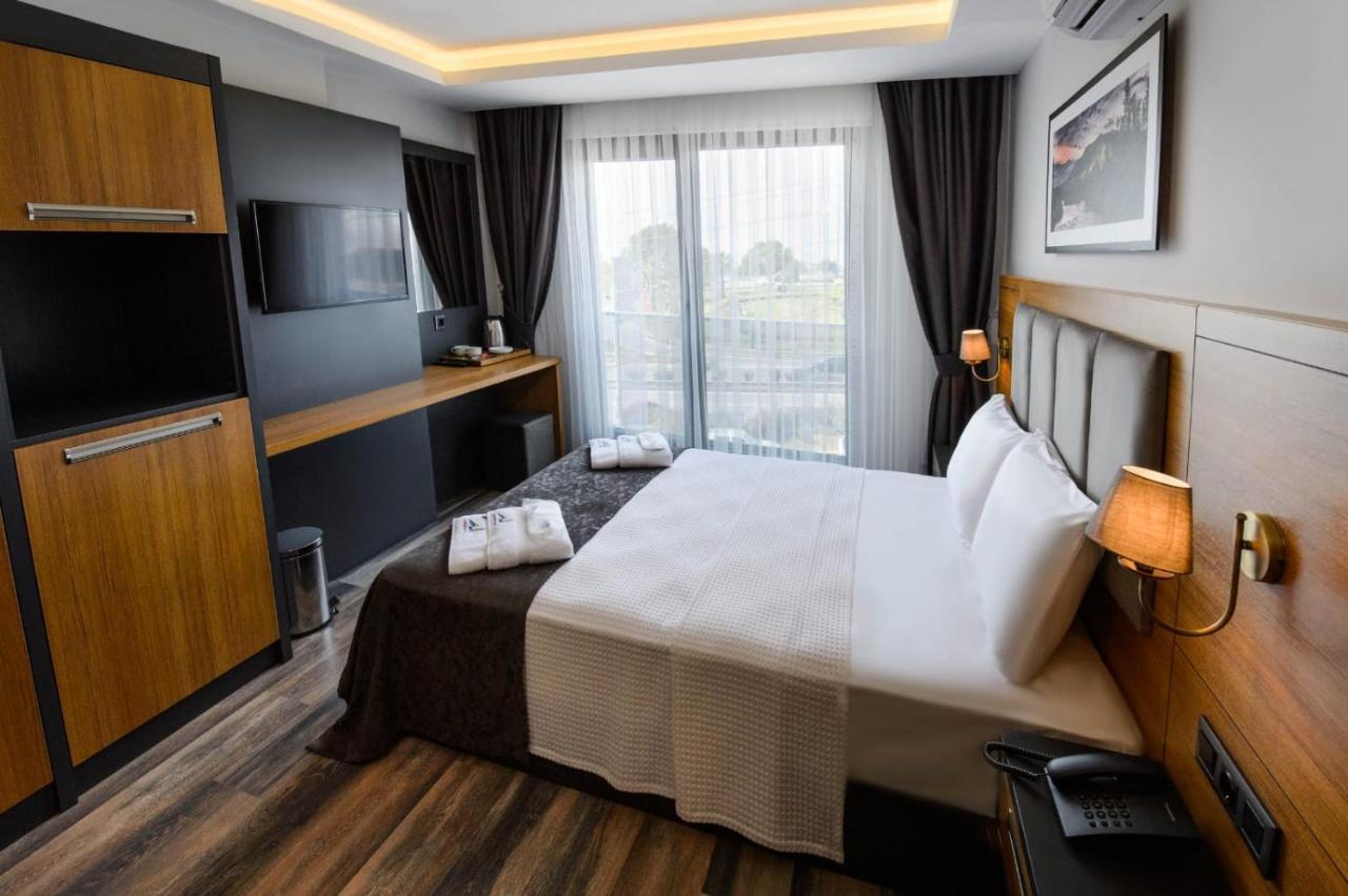 Canary Suite Otel ทรับซอน ภายนอก รูปภาพ