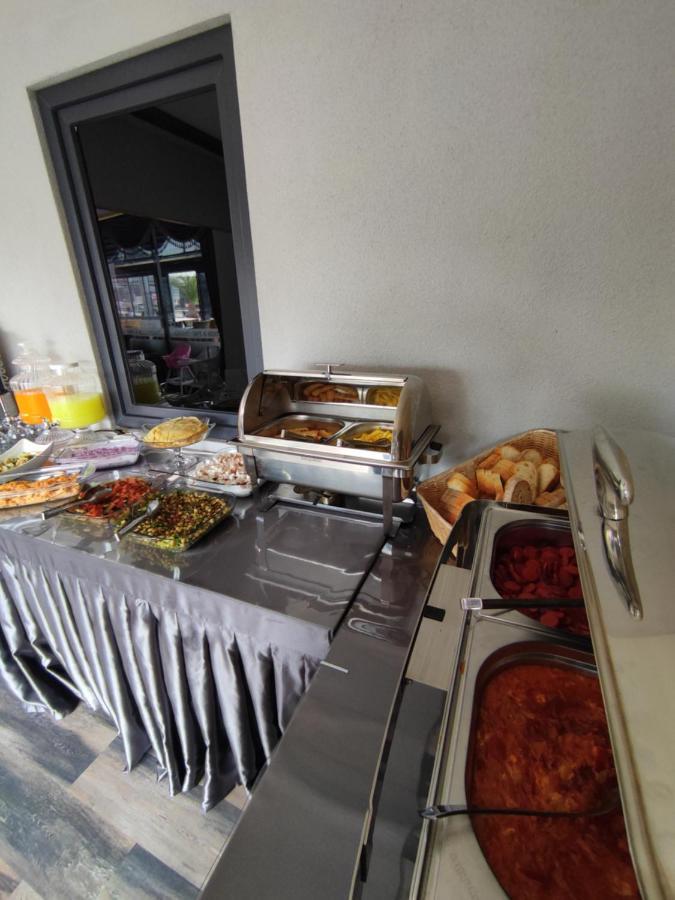 Canary Suite Otel ทรับซอน ภายนอก รูปภาพ